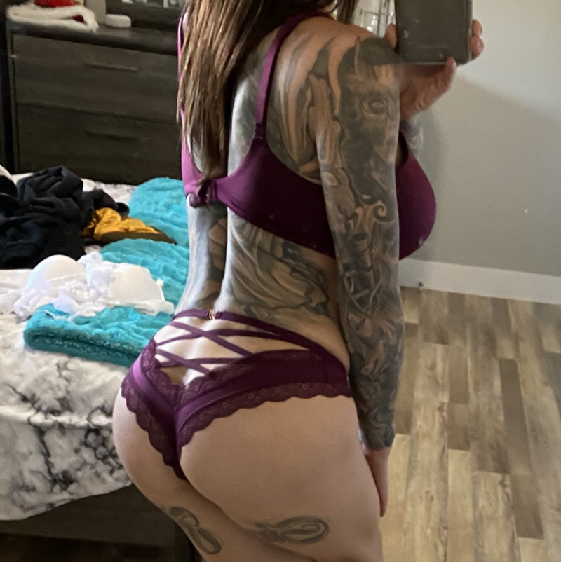 Karma_Rx's tweet photo. Sexy Purple Bra and Panty Set by @Karma_Rx https://t.co/ySUl8G9Qwh Find it on #ManyVids! https://t.co/BQvKJBfaU0