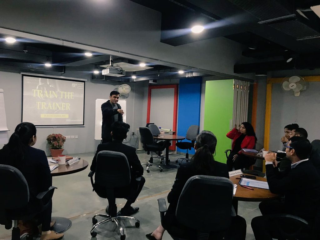 NikhilThinkHR's tweet photo. Day 2 of Train the Trainer Workshop. What an amazing session. Looking forward to Day 3 wherein we'll witness their powerful trainers within! Beyond exciting!
#trainthetrainer #trainingfortrainerscourse #tttcertification #ttttraining #trainthetrainerworkshop #trainingthetrainer https://t.co/IqiJvxrV97