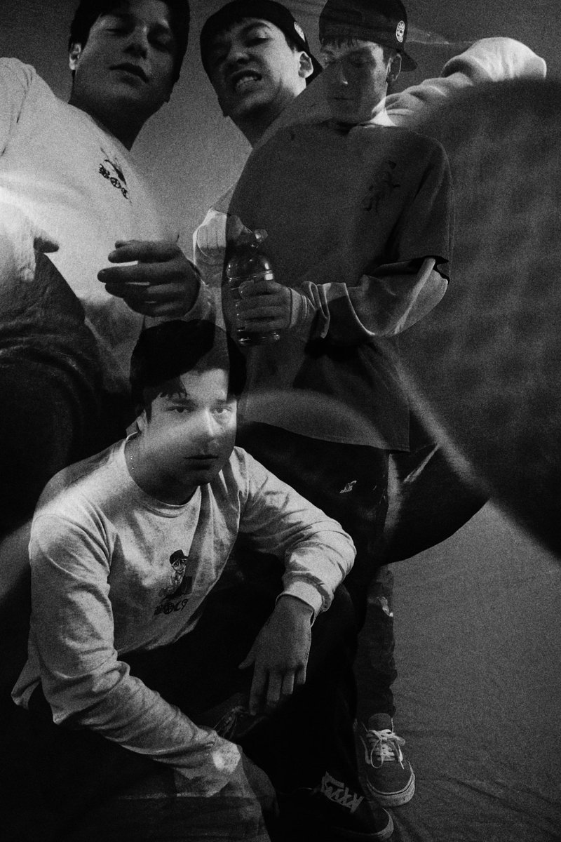 renev1206's tweet image. Live fast
Shit Hard
@jrkoop9800 
@jonnyLazNie