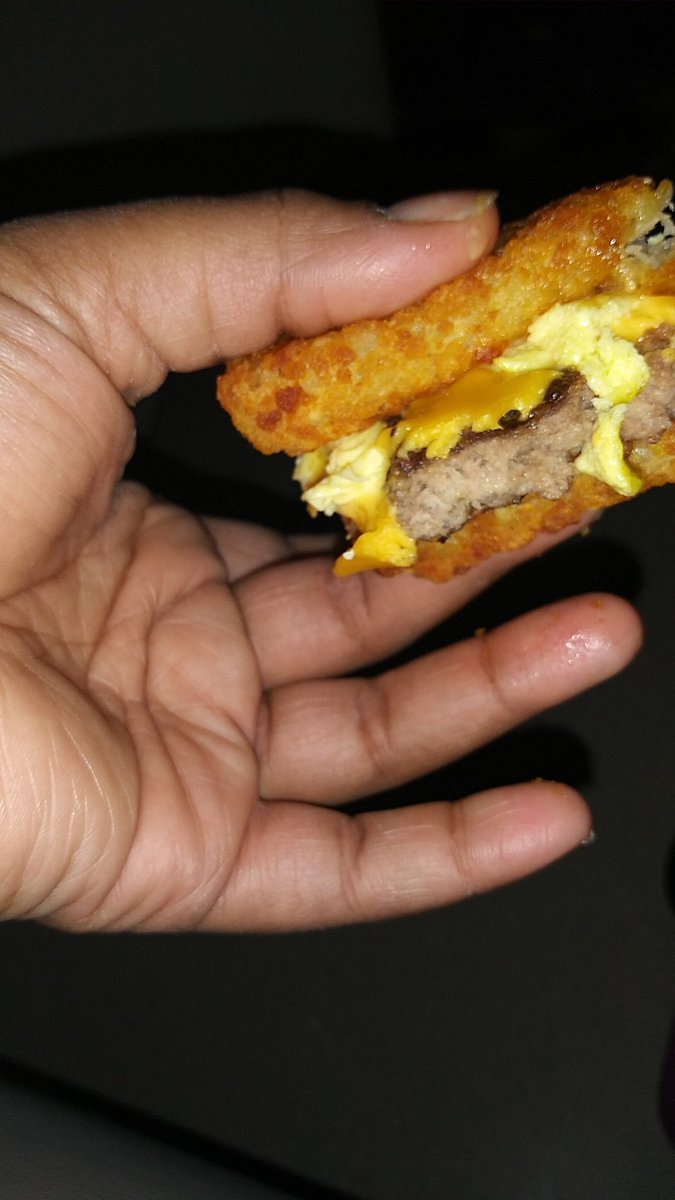PhuckYou_ImKai's tweet photo. I call it A #HashBurger https://t.co/BGKtdYsVke