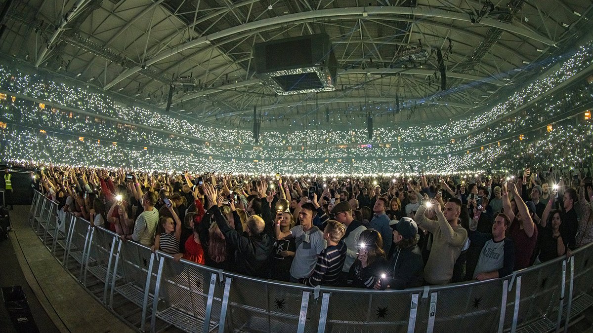 Heapet_official's tweet photo. YEport - #MeyerSound and #BrightGroup Support Memorable #AviciiTributeConcert with #MassiveLEOFamilySystem
@Friends_Arena @Avicii @RitaOra @aloeblacc @adamlambert @DanTyminski @davidguetta @KygoMusic @LaidbackLuke @dimitrivegas @likemike @MeyerSound
https://t.co/h0dwO8xXA1 https://t.co/lDlrv7Erhc