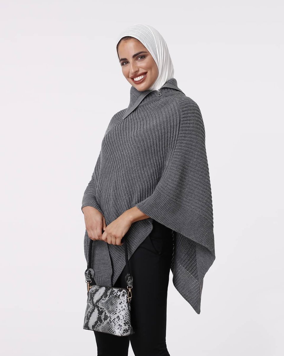 BawabatAlSharqm's tweet photo. كل ما تحتاجيه لفصل الشتاء موجود عند ريفا
Your winter wardrobe essentials from Riva.
Designed to make you warm and chic!
@rivafashionme
#ريفا #بوابة_الشرق_مول #أبوظبي #في_أبوظبي
#Rivafashion #RivaFW2019 #BawabatAlSharqMall #InAbuDhabi #AbuDhabi #ExceptionalShoppingExperience https://t.co/icTWsuXvia