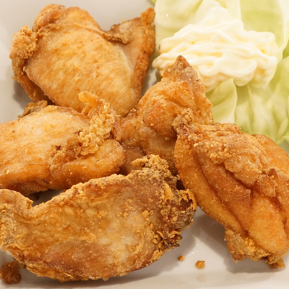 BassoMenma's tweet photo. Come try the best Fried Chicken "KARAAGE" in town!
Marinated chicken thigh pieces coated in starch and then deep fried to golden brown perfection.
Pairs perfectly well with any of our ramen or with some Wine, Japanese Beer and Sake.
⁣We're open today 11:30am-2:30pm⁣ Lunch Only https://t.co/EYDZpuuwjk