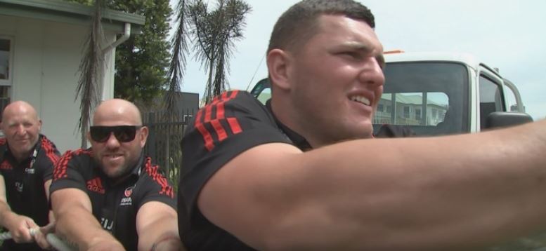Crusaders pitch in as Christchurch's City Mission prepares for Christmas Day lunch for those in need
tvnz.co.nz/one-news/new-z…