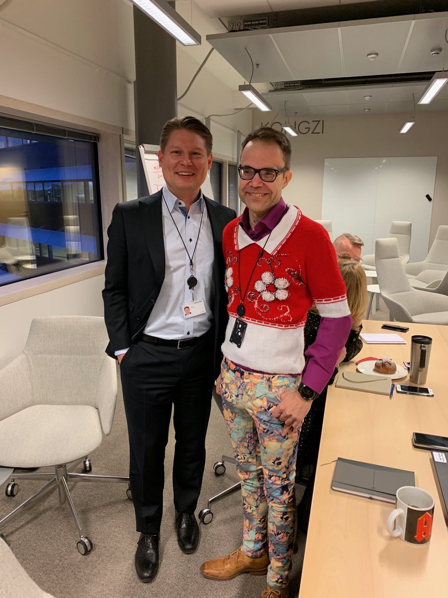 TopiManner's tweet photo. The difference between general management and digital😄⁦@smabacke⁩
#ugliestchristmassweater
#feelfinnair https://t.co/KXYEAgxX1l