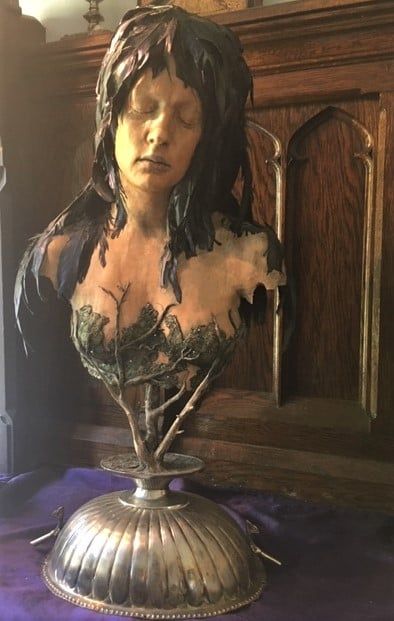 PerivaleGallery's tweet image. CROW GIRL Beautiful sculpture by Jamie Brick. Available.
buff.ly/2PwostQ #lifecast #sculpture #crowgirl