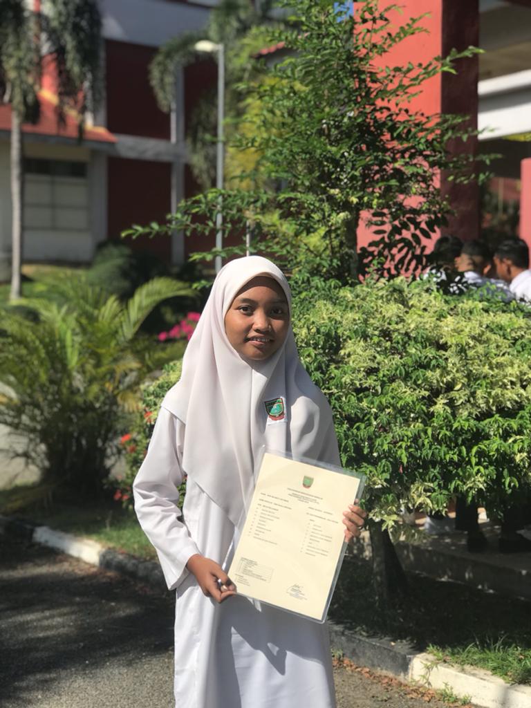 Ainnnn34505749's tweet photo. Alhamdulillah ☺💕
#PT3RESULT https://t.co/3xXnckU9dQ