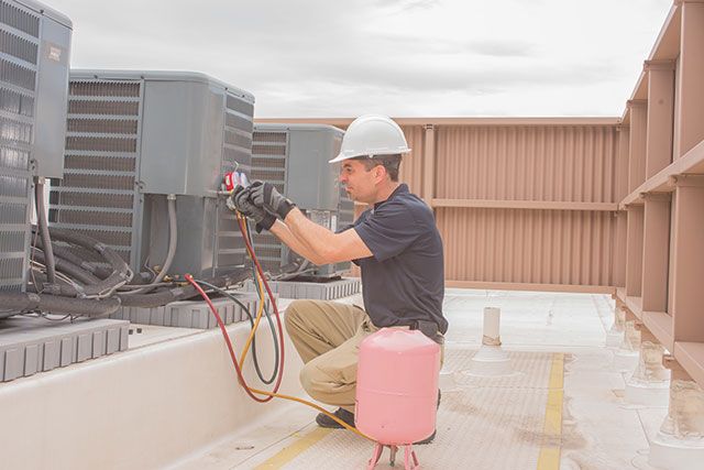 eFlexs's tweet photo. #SHK Service, Wartung &amp; Instandhaltungs-Tätigkeiten können einfacher geplant &amp; schneller ausgeführt werden. eFLEXS #FieldService Software &amp; App unterstützt Techniker &amp; Disponenten bei der Steigerung ihrer Effizienz. Erfahren Sie wie https://t.co/dBHboI2Eq5 #SHK #ServiceManagement https://t.co/lSrS9j3OtR