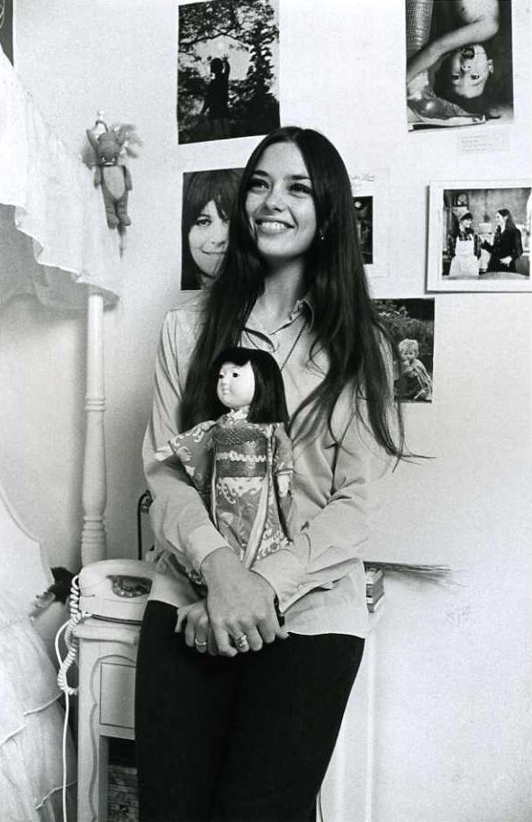 Fab4Triviaetc's tweet photo. Angela Cartwright https://t.co/SaBIpZTnUF
