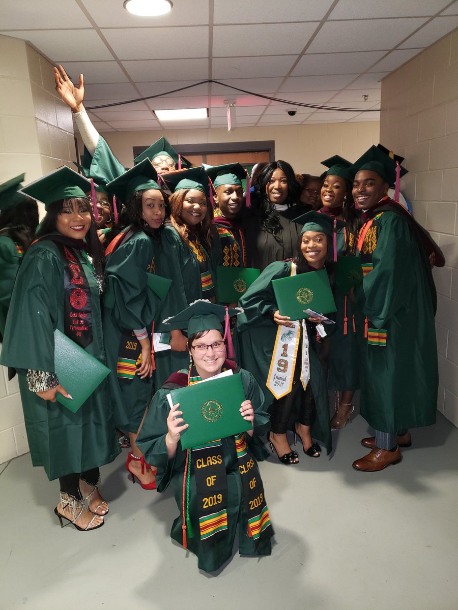 Congratulations to all of our Fall 2019 graduates! We love you, and we are so proud of you! ❤ @famusjgc82