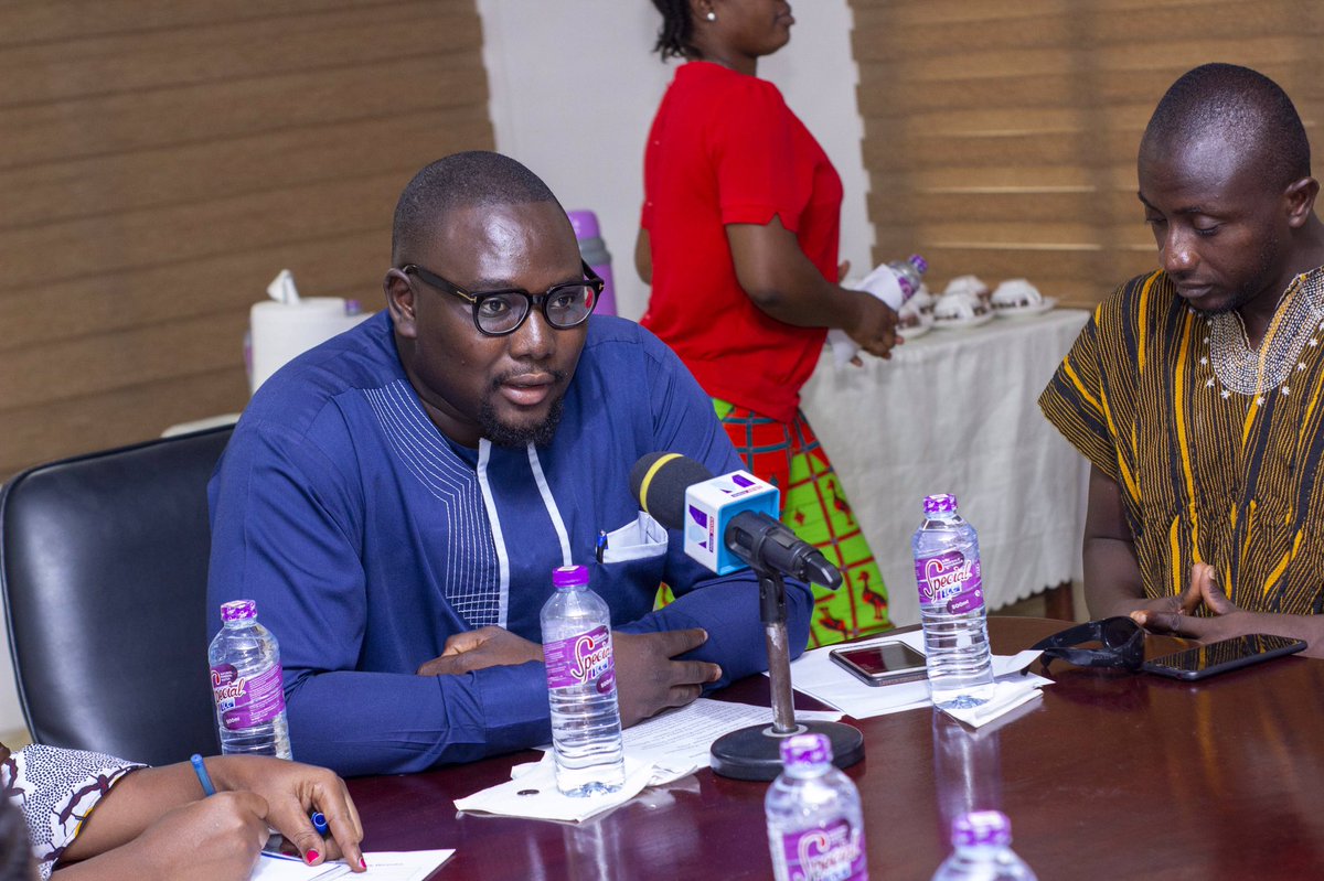 shefghali's tweet photo. The ghana startup act working committee inaugurated. Our very own @trigmaticofficial is part of the committee of selected key young people that will champion the cause. #ghanastartupact #startupact #gcyegh #gcye #business #global #entrepreneur #entrepreneurlife @pulseghana https://t.co/LAYA2YAwjC