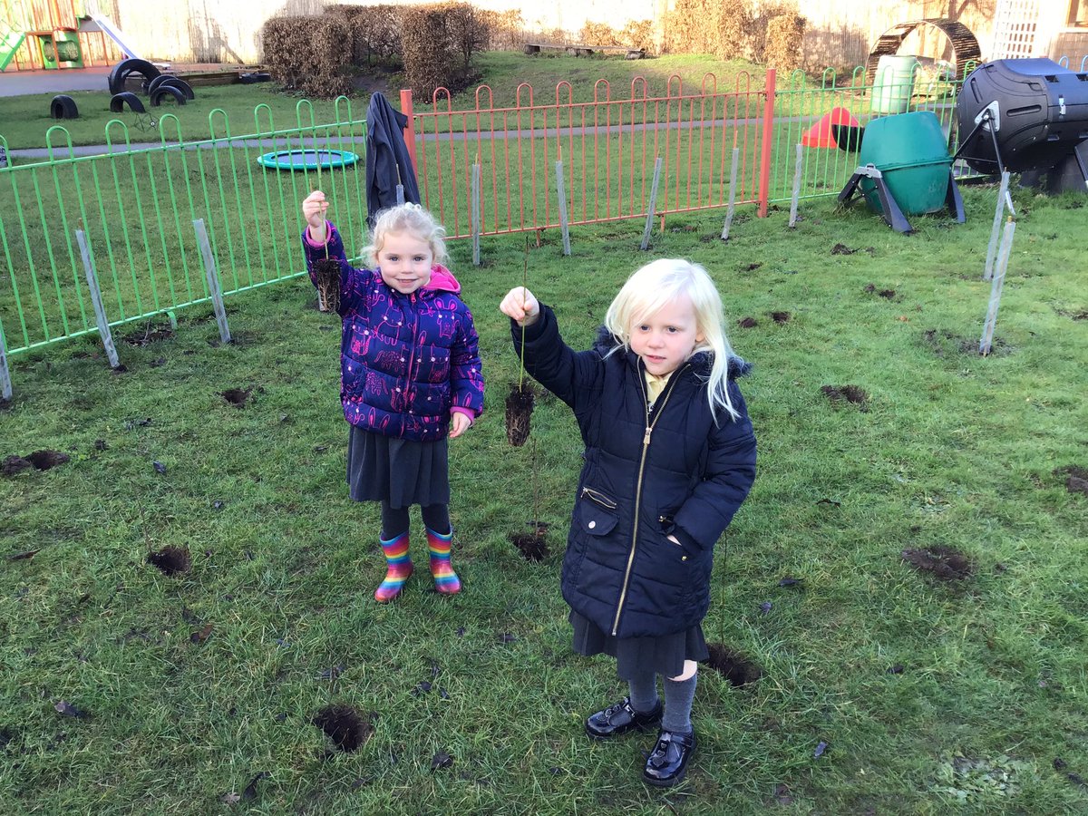 BroomwoodSchool's tweet photo. RSH had so much fun on Monday. We all got to plant a tree, donated from @WoodlandTrust. We are so excited to see what happens as the trees begin to grow! https://t.co/YYs0VtExg9