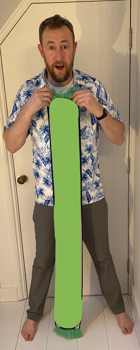 AlexHorne's tweet photo. #12tasks - no.10

Design me the best scarf.
You have four hours.
Your time starts now.
Also, bonus point if you guess correctly what scarf I’m holding.

PLEASE DONATE YOUR SPARE SCARFS TO YOUR LOCAL HOMELESS SHELTERS, THANK YOU!

https://t.co/eVoVrdsHSU https://t.co/Vy2644GALY