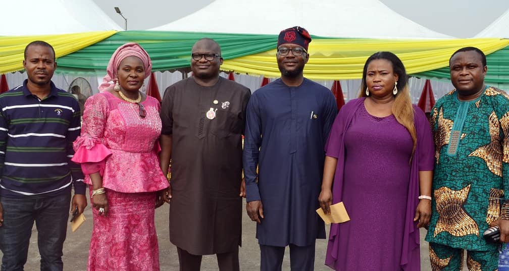 Lawma_gov's tweet photo. @Mr_JAGs @muyiwag @followlasg @AdebolaGb @tfk_gawat @lagospedia @SustyVibes @OlumideIDOWU @moelagos Pictures of yesterday's interactive session with PSP operators at LAWMA Ogudu zonal facility

#KeepLagosClean 
#ForACleanerLagos https://t.co/ykxha5nucL