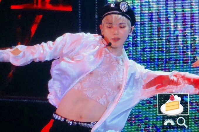 taeyong pics tweet media