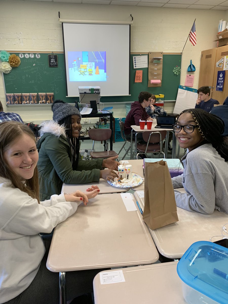 THSAVIDrocks's tweet photo. @towsonhigh #AVID 10th graders collaborate to make a winter scene with limited resources. #wicor in action #ThisIsAVID https://t.co/xSMc4Zzbnw
