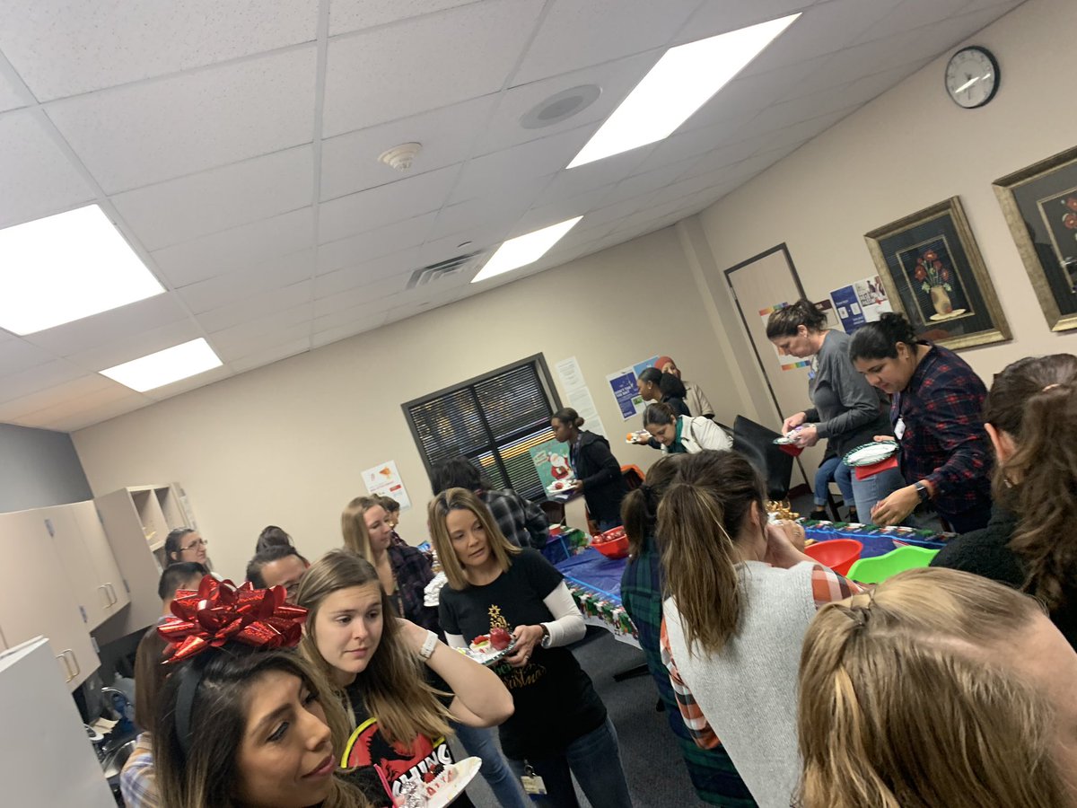Thank you to Lee PT0 for treating our teachers and staff to breakfast! #CFISDspirit