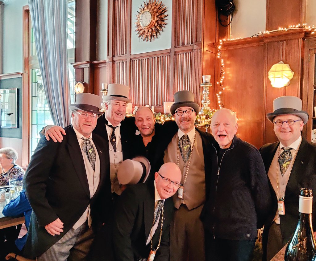 Carla Breuer 🌷 tweet media