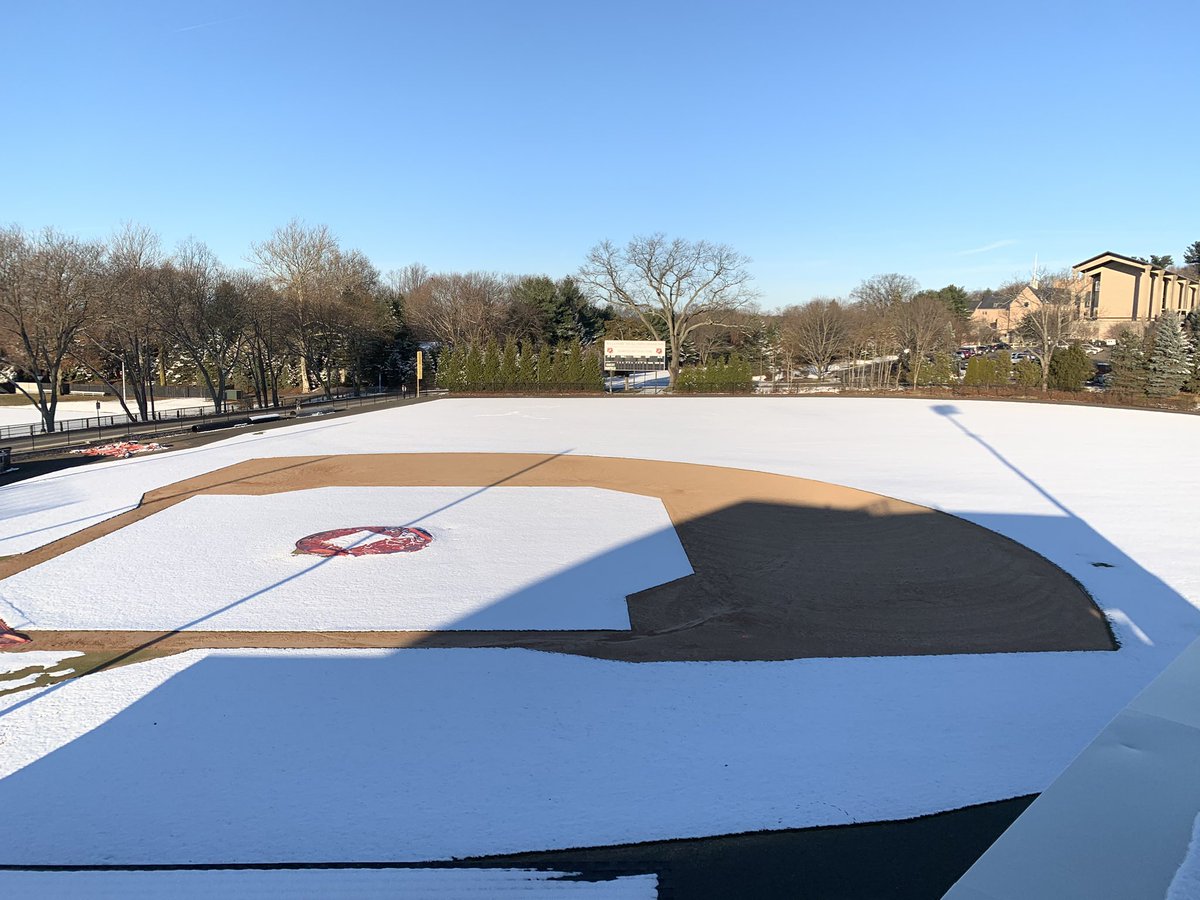 Fairfield University Grounds Crew tweet media
