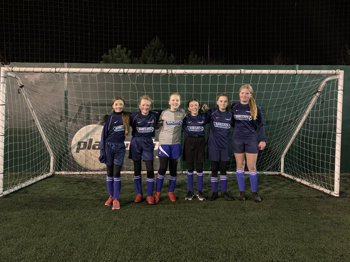 Another outstanding performance from the Y7 girls football last night in the freezing cold. Winners of the YDSFA tournament! 🏆 looking forward to the next round after Christmas 🌟👏🏼