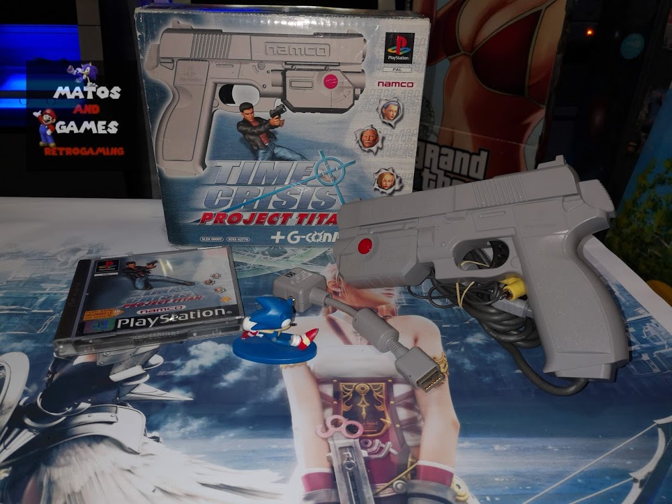 MatosandGames's tweet photo. Très cool ce pack Tiime Crisis project Titan +G-Con 45 😎😎
#retrogaming #ps1 #sony #timecrisis #gcon45 #matosandgames https://t.co/sOm8CsRcqv
