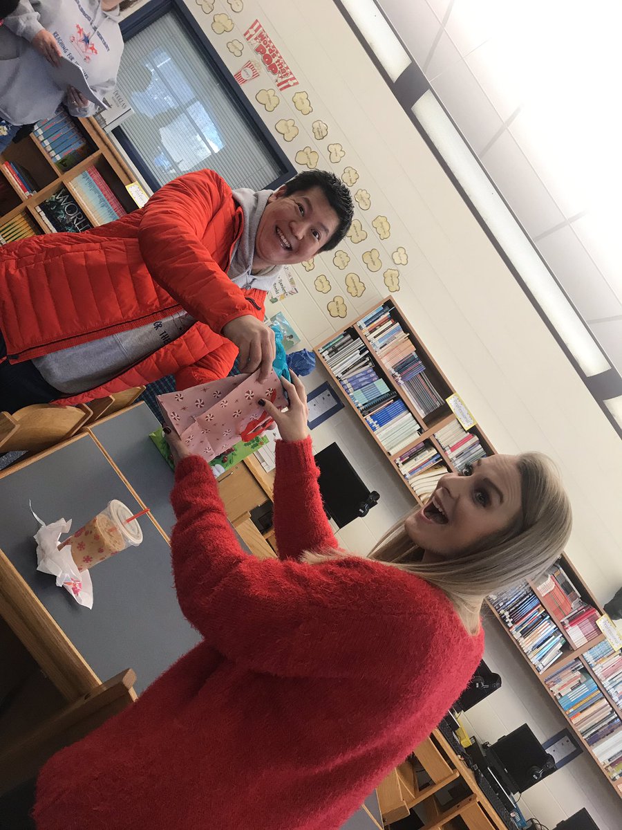 NeabscoFifth's tweet photo. We had so much fun revealing and finding out who our secret pals were today!
#12DaysOfStars
@NeabscoPrincip1 @blevecchi @MariaMenjivar_ https://t.co/oVwSGwOTnH