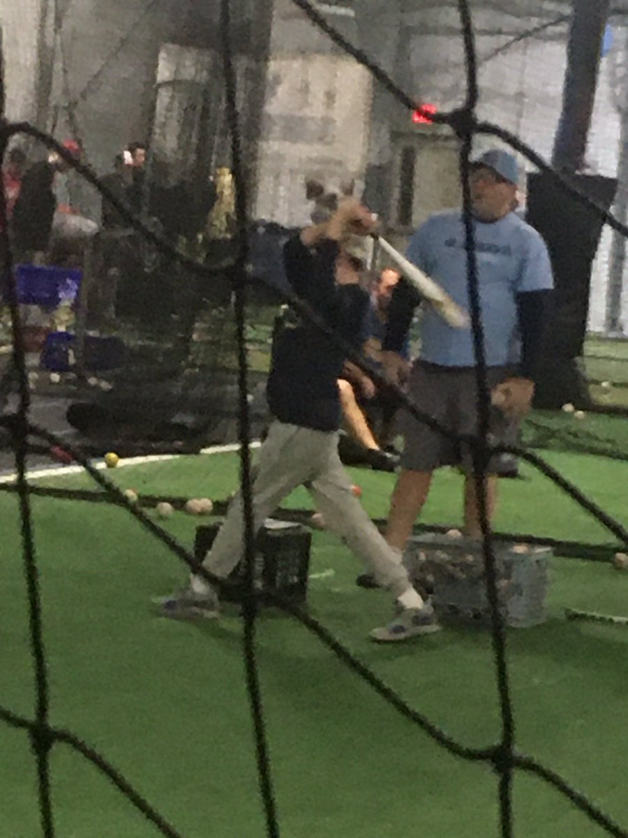 FIDLER_22's tweet photo. #3 working w/ coach Todd. Valuable technique- not to mention mikey actually went home and did the mirror drill he suggested- after open hitting lol- again only at @ScottEmerich18 @bet! #openHitting Wednesday’s https://t.co/lDSmuFIz16
