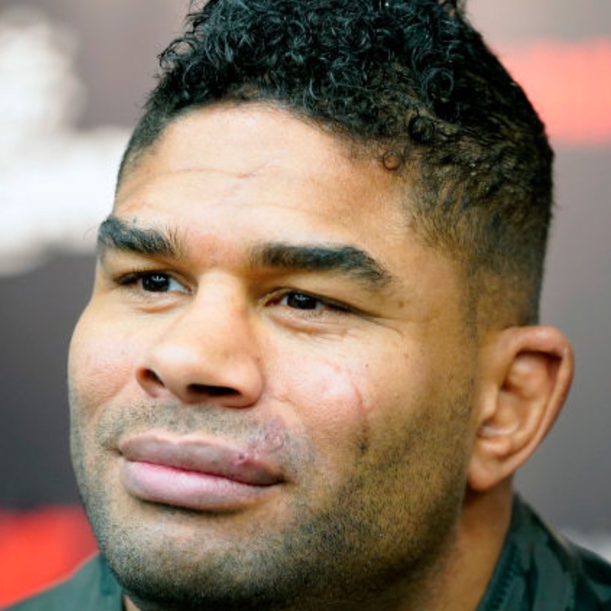 The person that stitched up Alistair Overeem deserves a performance of the night bonus.