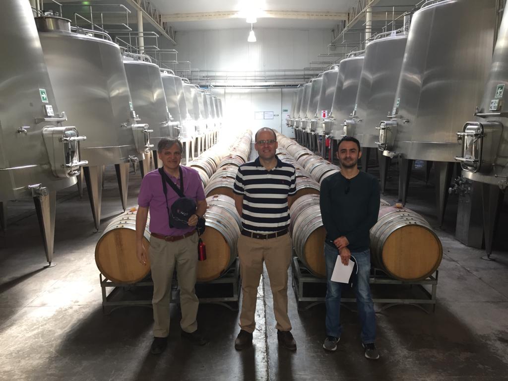 CoGrowthProject's tweet photo. Dr Vasco Sanchez Rodrigues and Dr Juan Rendon from 
@CoGrowthProject visited the National University of Cuyo in Mendoza to talk about collaboration and the drinks industry, hosted by Professors Kike Forradelas and Ricardo R Palma #collaboration #cogrowth @cardiffbusiness https://t.co/HLzshe0rpp