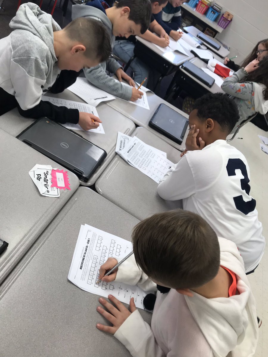LacrossLindsay's tweet photo. Students work as super math detectives to help crack the case of the Selfish Elf! @myLSPS @VioletAllStars https://t.co/u5cEzJyV1i