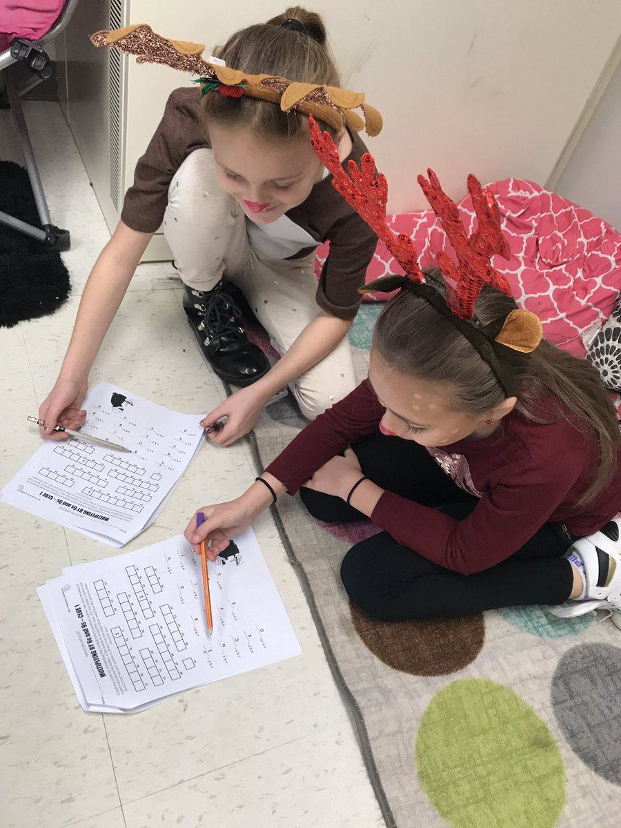 LacrossLindsay's tweet photo. Students work as super math detectives to help crack the case of the Selfish Elf! @myLSPS @VioletAllStars https://t.co/u5cEzJyV1i