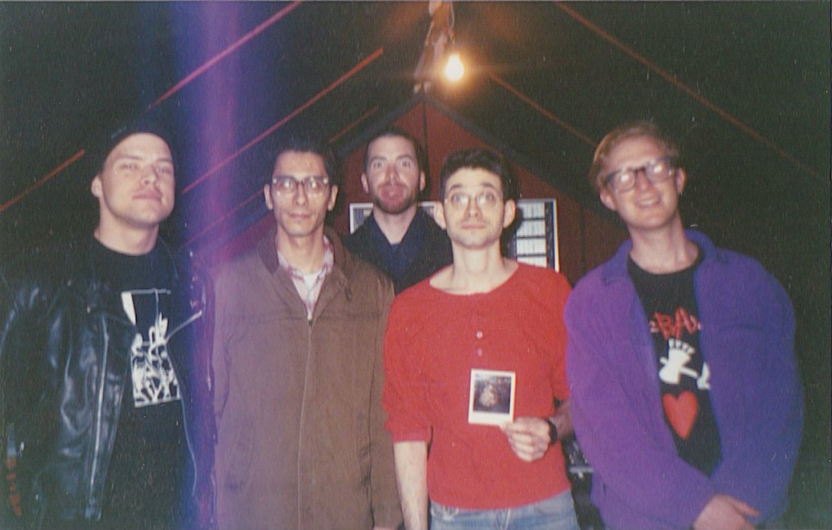 comedyminusone's tweet photo. As a bonus, here's a photo of the band with Steve Albini from a recording session.

#SKWM https://t.co/soG4JlcUub
