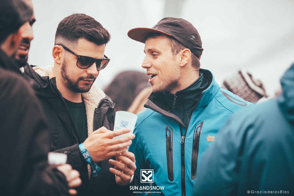 BracelitEs's tweet photo. 🎸 Este año también nos hemos ido de #festival por todo lo alto, nada menos que a @websierranevada donde el @SunAndSnowFest utilizó #pulserasNFC para que sus asistentes pudieran consumir de la manera más cómoda y rápida. https://t.co/WOyF1Y0V2x