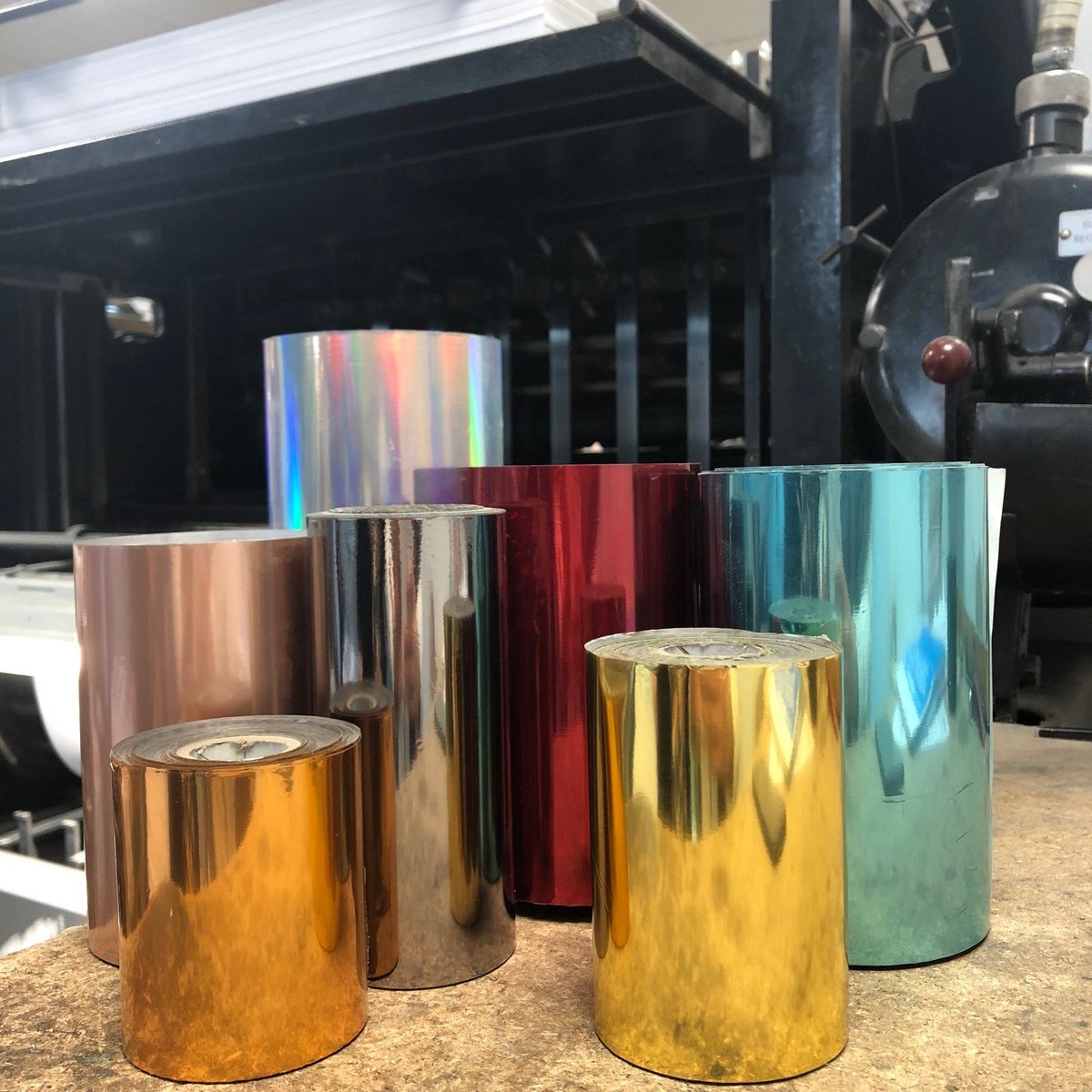 PureprintGroup's tweet image. #tbt to the 12 days of Christmas images we shared last year....#foiling #cardboardengineering #cleverprint #foilingdie #largeformatprint #Mirri