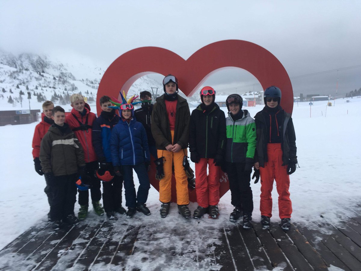 HerefordCS's tweet photo. Hereford Cathedral School pupils are having an excellent time skiing in Passo Tonale in Italy this week. 🇮🇹⛷ #HCStrips @HCSHead https://t.co/403v2kTwOm
