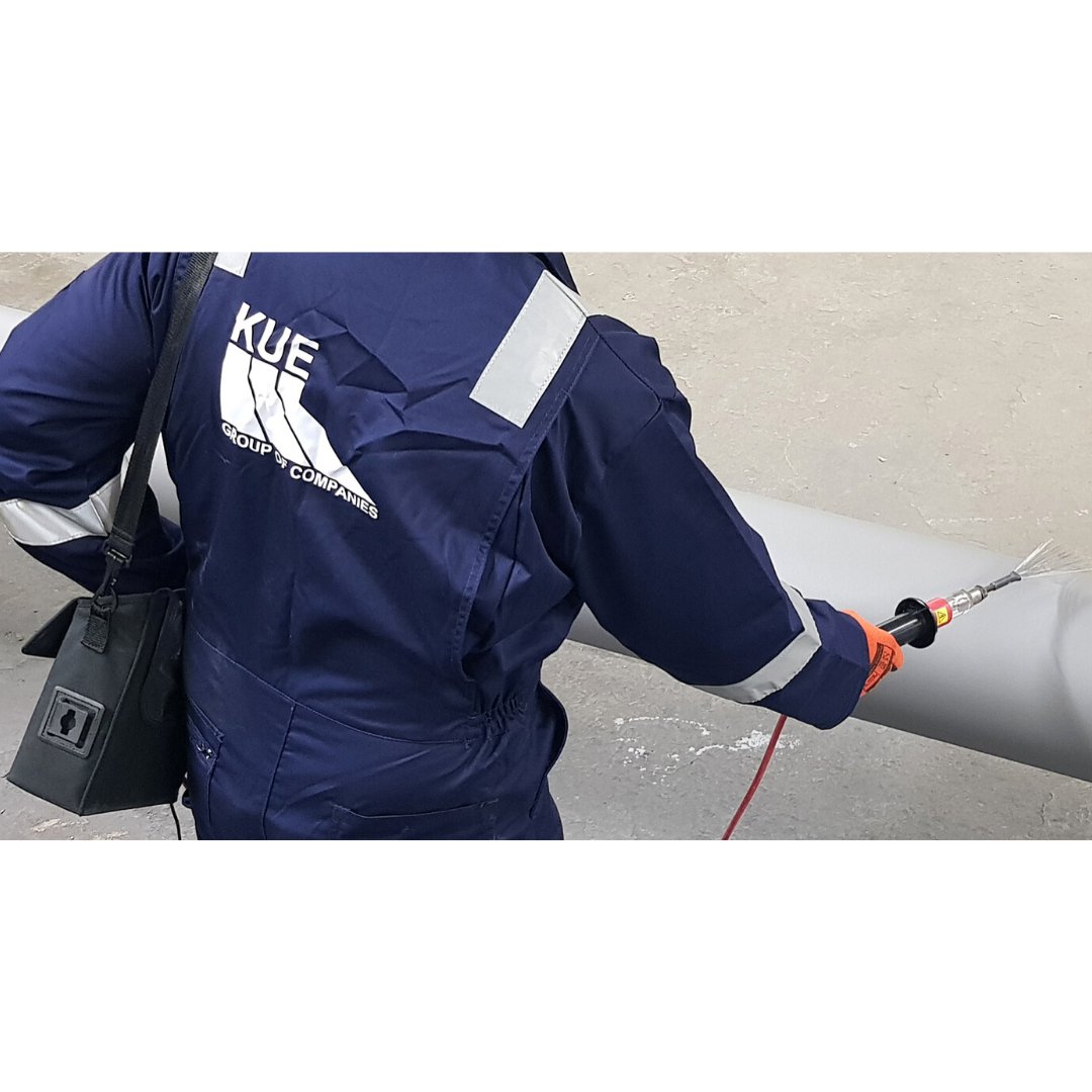 KUEGroup's tweet image. Many coating or lining defects are not seen by the naked eye, but they can be located using holiday/spark test detection equipment! Take a look at the importance of holiday testing in this article: bit.ly/2LwLrnP 
#holidaytesting #sparktesting #UKMFG #engineering