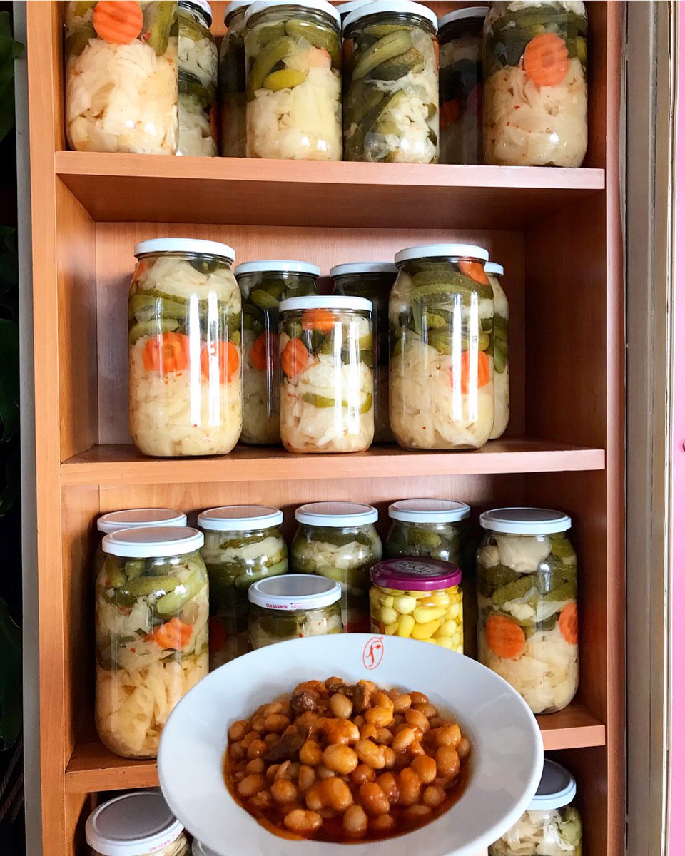 fasuli's tweet photo. Bu başla bir lezzet😋🧡

#fasuli #fasulilokantaları #kurufasulye #pilav #kurufasulyepilav #yemek #yemekaşkı #aile #aileyemeği #yemekneredeyenir #yemekneredeyenircom #nereyegitsek #neyesek #neyemeli #yöresellezzetler #neredeyenir #nereyegidelim https://t.co/HLMgcjUbqi