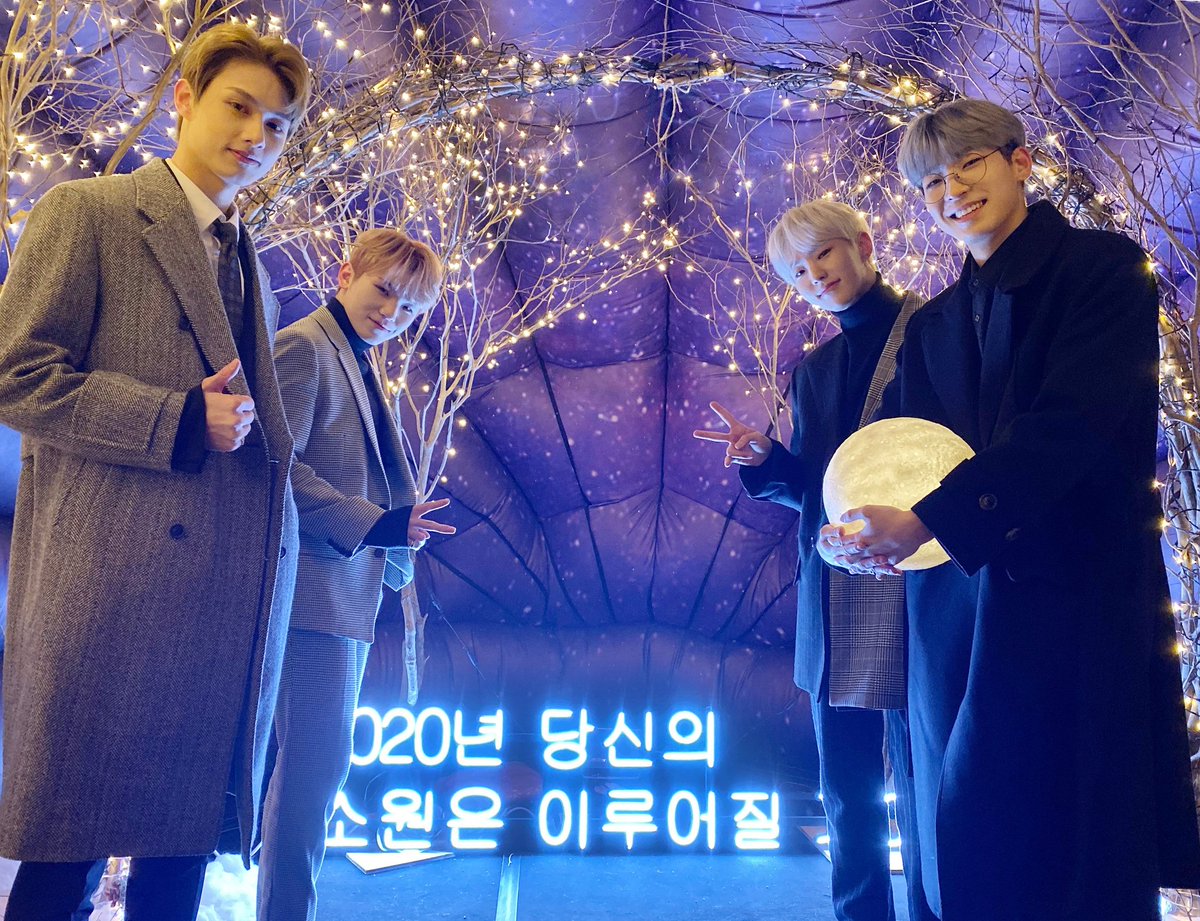 SEVENTEEN ジュン coex winter festival Seventeen's 96 line, Jun,Hoshi, Wonwoo and Woozi at the opening of