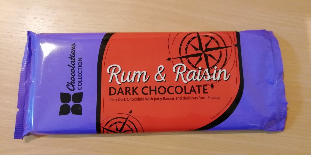 G00SEDG's tweet photo. Real pirates save time by eating and drinking combined... My chocolate logs today are going to be very interesting after last night's Chinese!! π€ #SeaOfThieves #Chocolate #Rum #Raison #RustySheriffsBadge #ChocolateStarfish #FarmerGiles https://t.co/Ha5YxzuMEZ