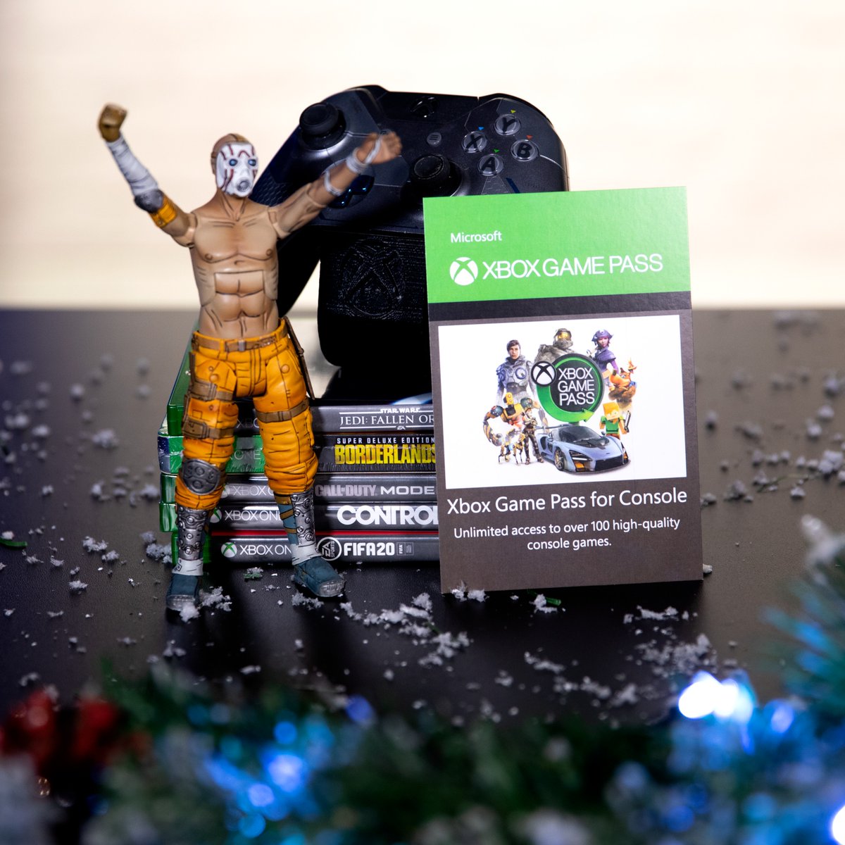xboxuk's tweet image. Follow + RT to be in with the chance of winning today’s Christmas Bundle - “2019 Bangers” 🥳

Ends 24th. T&amp;amp;C’s 🎁 xbx.ms/uQoddG