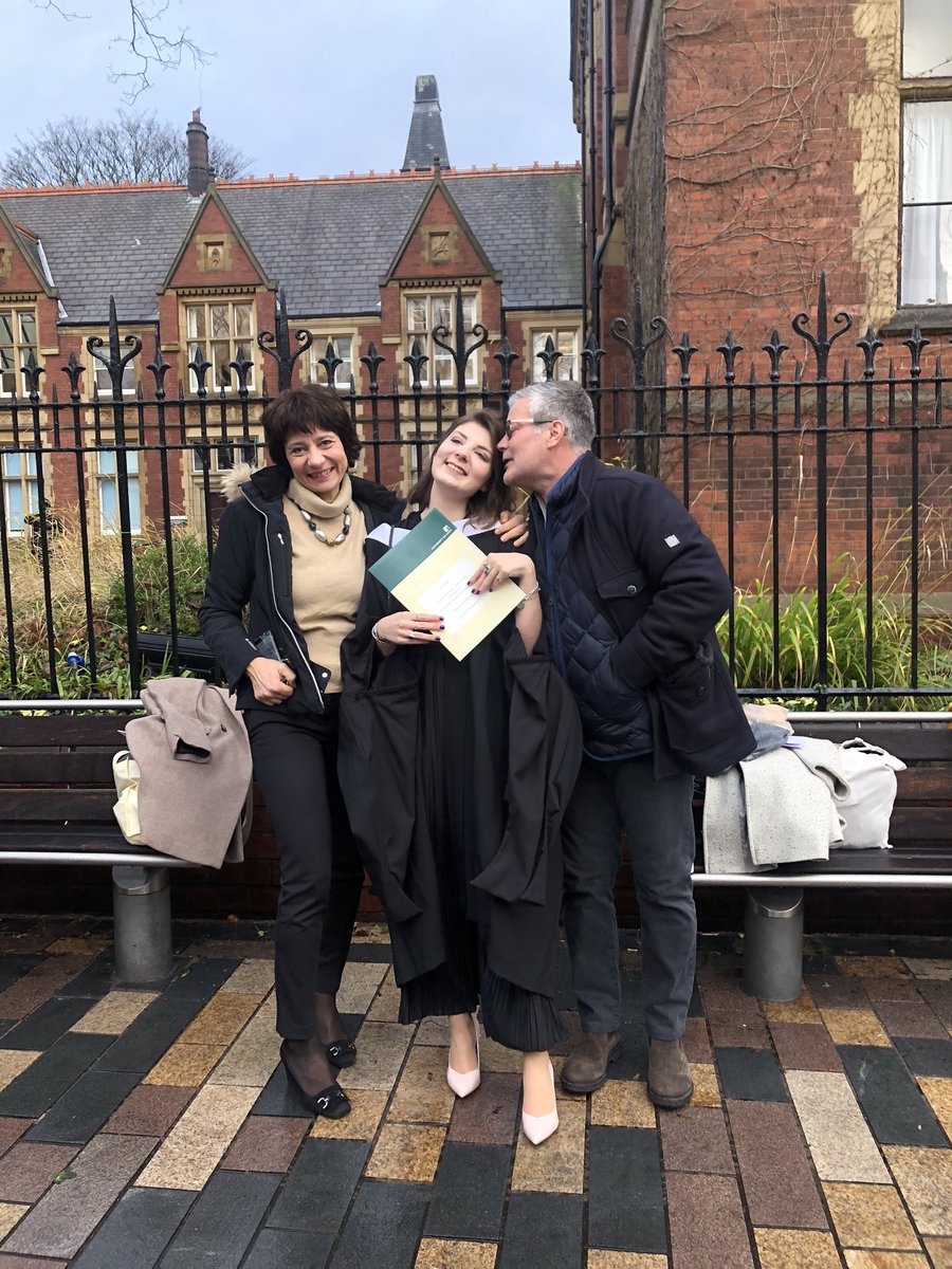 ShadowOf1Dream's tweet photo. #leedsgrad19 https://t.co/iWMwAUWUUu