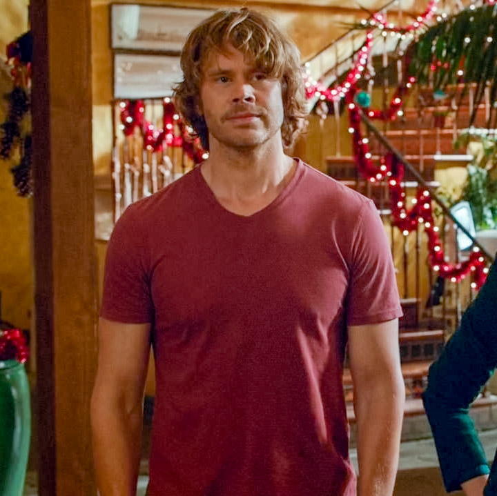 KRC1977's tweet photo. Only 6 shopping days 'till Christmas! Who's finished all their shopping? - #ChristmasFlashback #Deeks #NCISLA https://t.co/MWaKeT2r5V