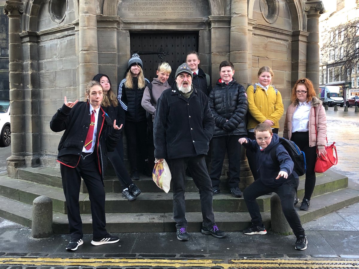 Mr Devlin tweet media