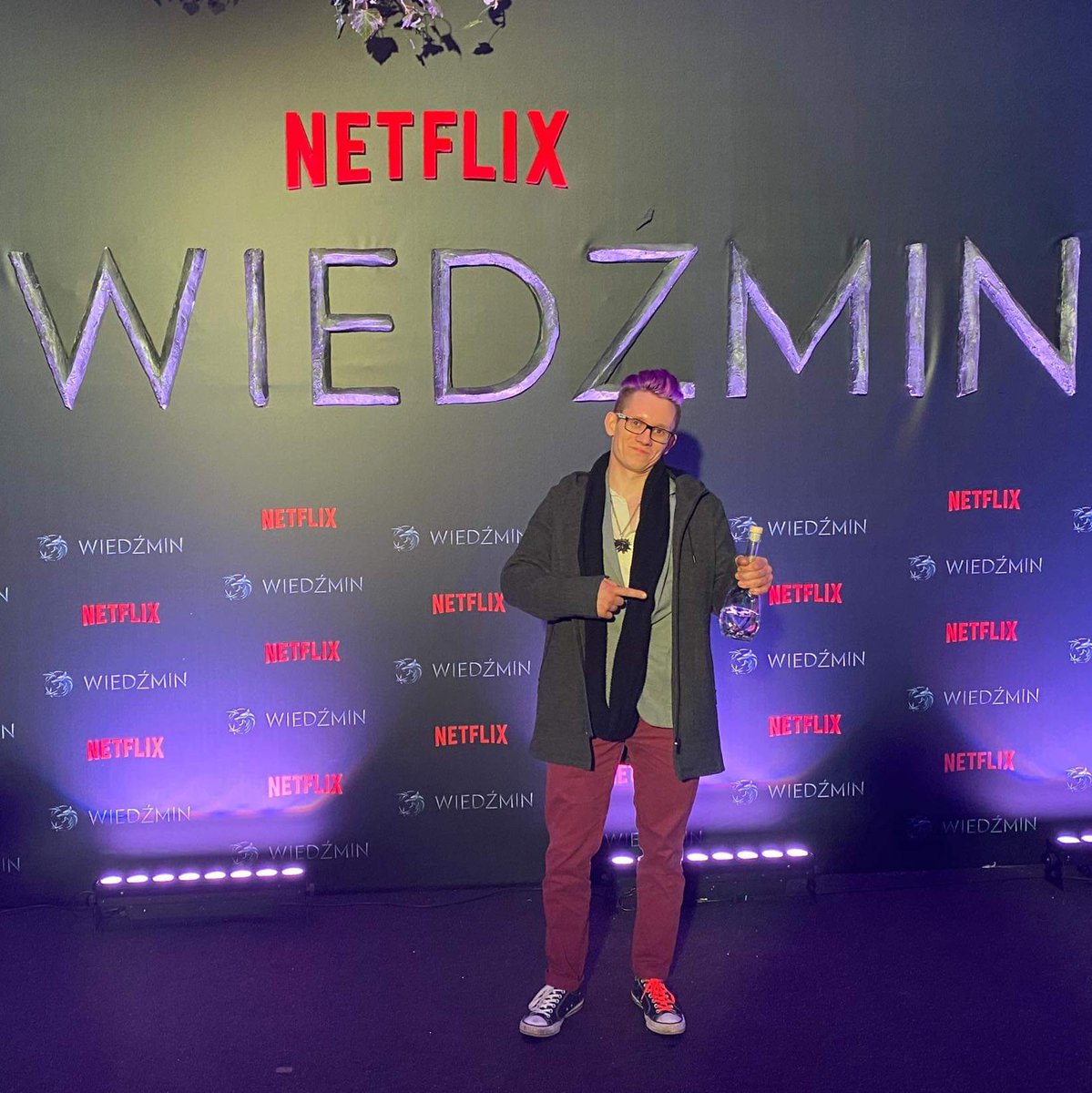 Phistacio's tweet photo. Last night I saw first 3 episodes of "The Witcher", all I'm gonna say is I enjoyed it and can't wait to see the rest of the season! #TheWitcher #Netflix https://t.co/U52WjXp3ZA