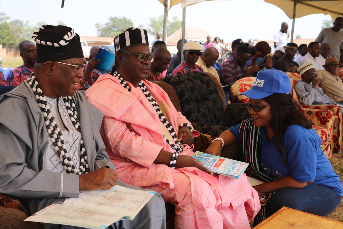 UnitedPurposeNG's tweet photo. Arrival of dignitaries and Government officials to the celebration of Gwer East's #OpenDefecationFree status. 

The Ter Gwer, Ter Buruku, General Manager Rural Water Supply and Sanitation Agency, Benue State (BERWASSA)

#LeaveNoOneBehind #Sanitation #CleanNigeria #CleanBenue https://t.co/xKqsWaqAhT