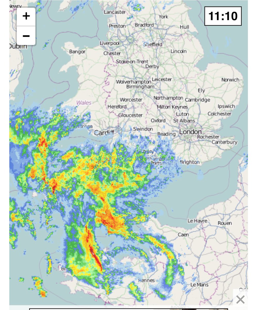 DorsetSnow's tweet photo. 20 hours of rain and gusty winds have just arrived. It really doesn’t get much worse. Flooding could be an issue. https://t.co/TmTrm8xpbE