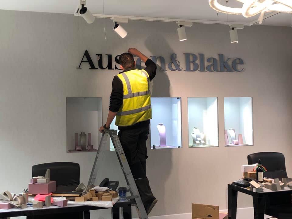 spencersigns's tweet photo. A beautiful and suave frontage for @austenandblake in Liverpool🤩🤩 Jewellery fit for royalty with a front of house to match 👑 Swipe to see the process and the matching interior signage ✨ #marketing #signage #jewellery #frontofhouse #branding #branddesign #suave https://t.co/BaaEW9PtXs