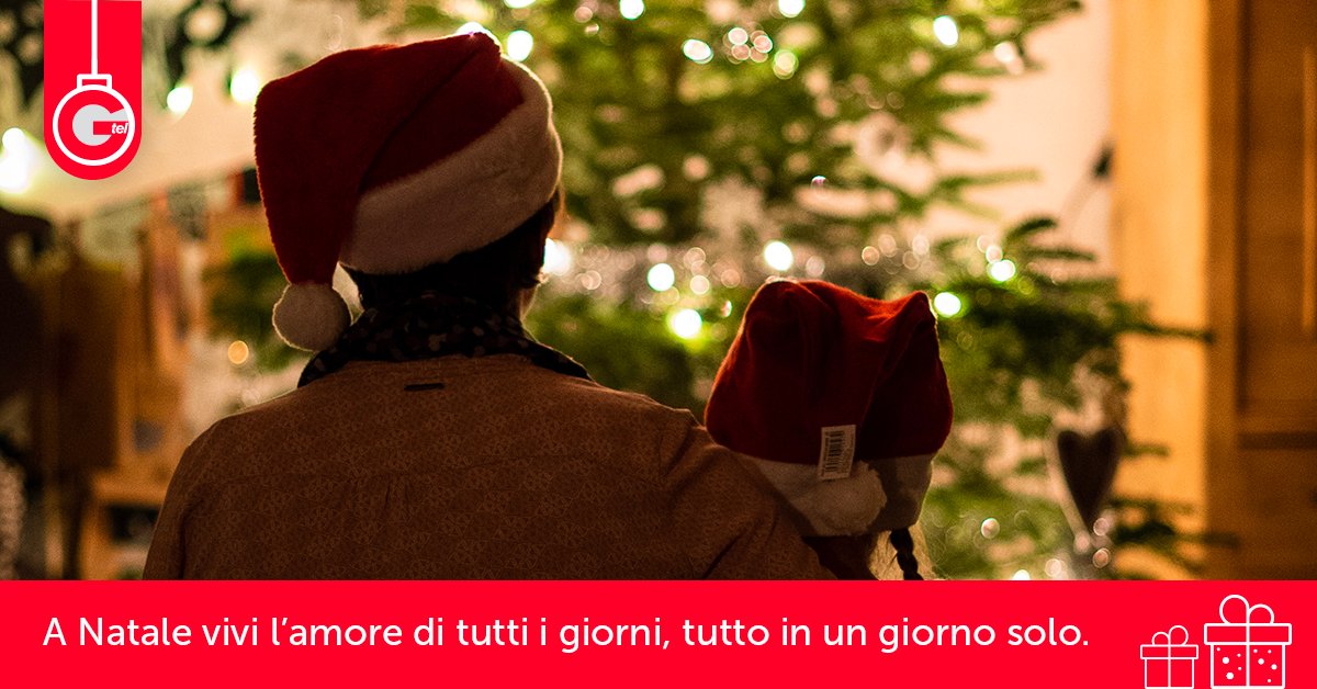 Genertel's tweet photo. Che tu lo viva in viaggio, a casa, al lavoro o in vacanza, il tuo Natale sarà sicuramente pieno di grandi emozioni. Vivi appieno la magia delle feste. Buon Natale dal nostro team! #protectyourlife #differentida25anni https://t.co/c3yvVYEqLD