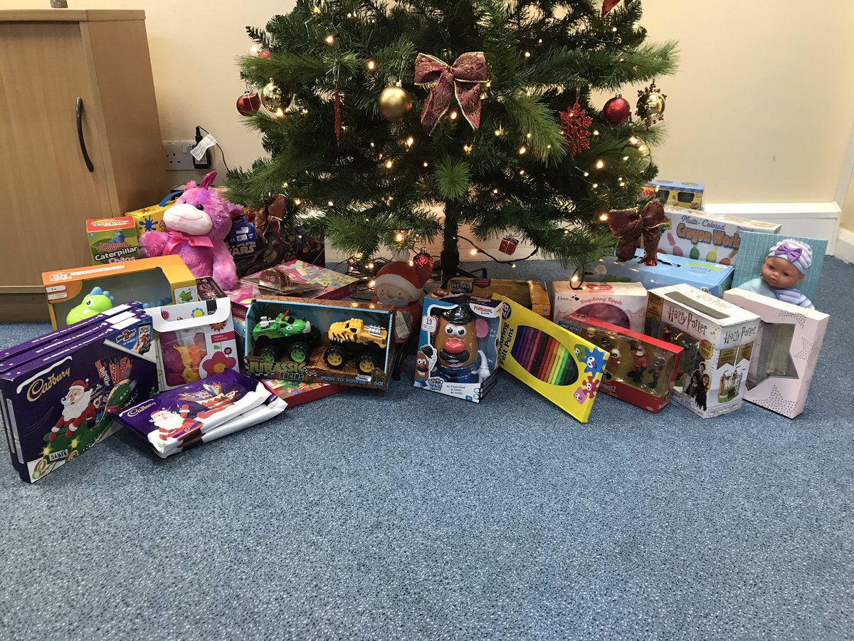 HubWashington's tweet photo. Great to see so many toys and presents donated by tenants and visitors for the @SunderlandEcho @hope4kidzorg appeal 🎅🏻 🎁 🎄 https://t.co/Jll7lDVgot