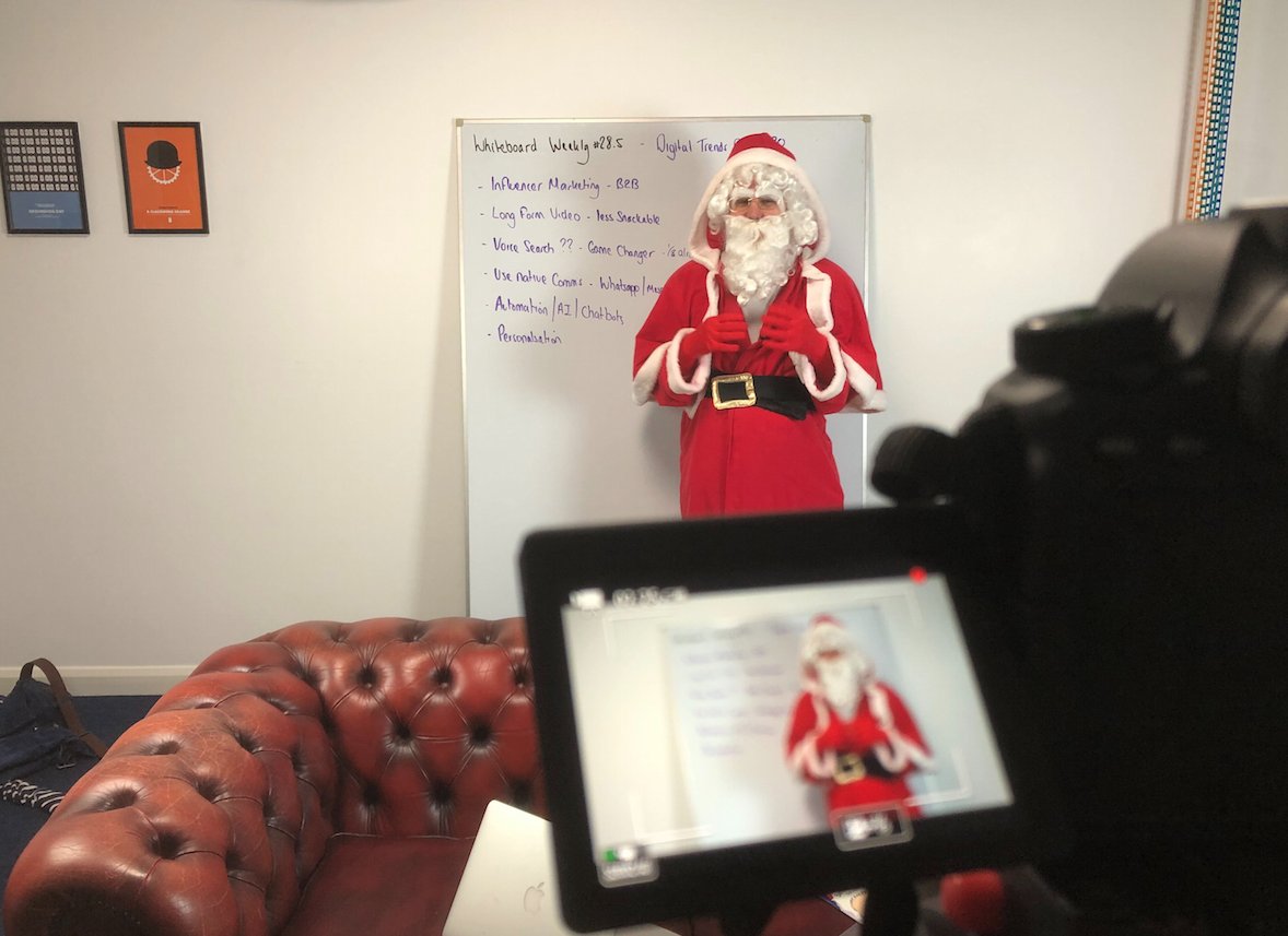 coco_franchise's tweet photo. **SNEAK PEEK** from our #WhiteboardWeekly Christmas Special! Stay tuned for when it premiers on Monday 23rd December! @adslovelock 🎅🏼🎄☃️ https://t.co/HrqwV0N7GW